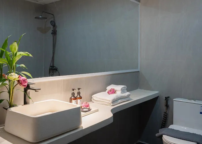 The Riverfront Hotel Siem Reap