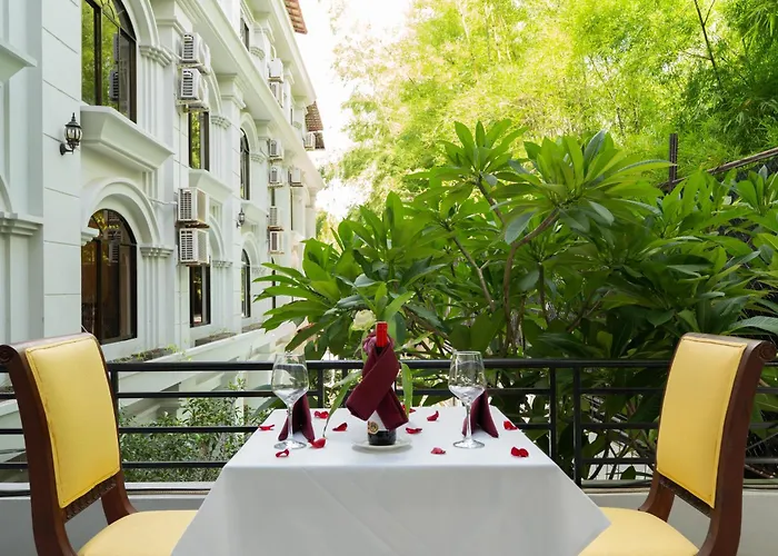 The Riverfront Hotel Siem Reap