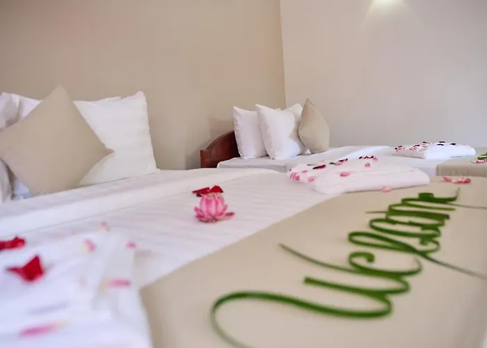 Hotel The Riverfront 4*