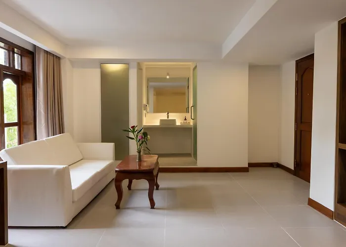 The Riverfront 4* Siem Reap